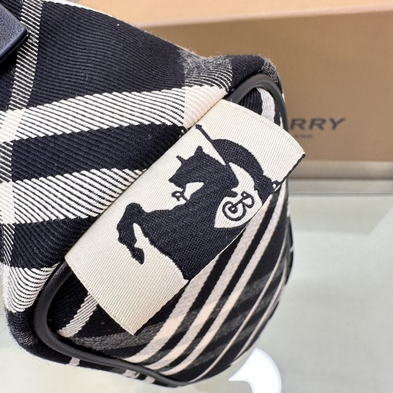 Bv*b*rry hobo bags